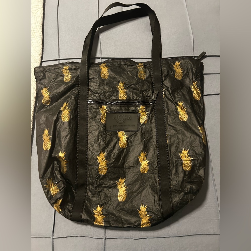 Aloha Bag 
For wet or dry items
